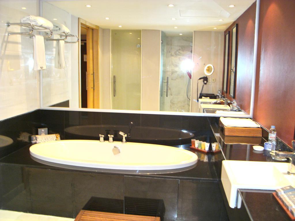 Hotel Grand Swiss Эрбиль Номер фото